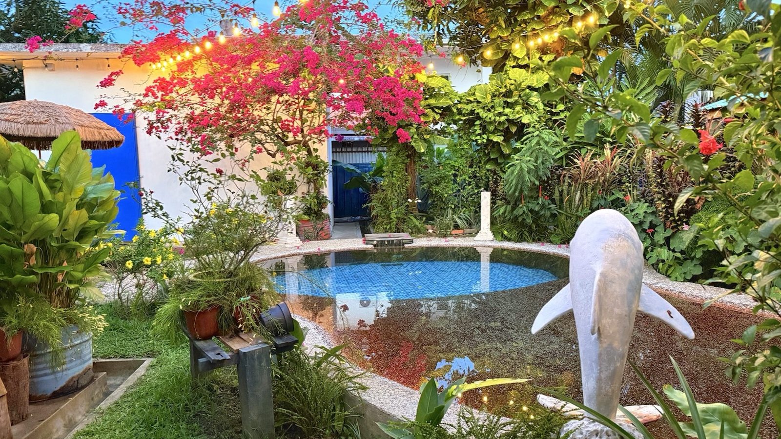 HAK’s Boutique B&B cover image